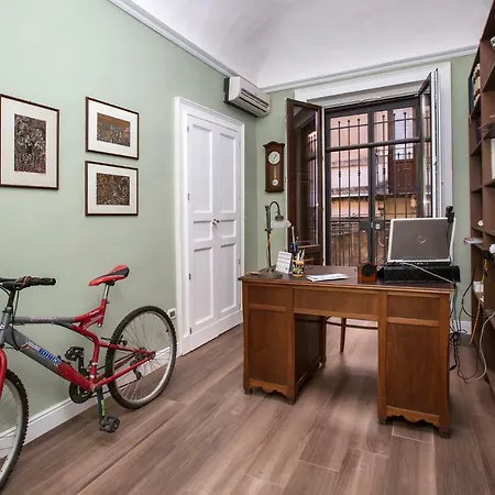 Holiday home Casa Dafne Catania